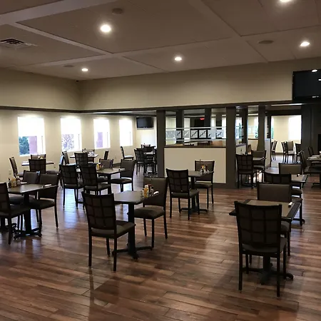 Best Western Plus Milwaukee Airport Hotel & Conference Center-2